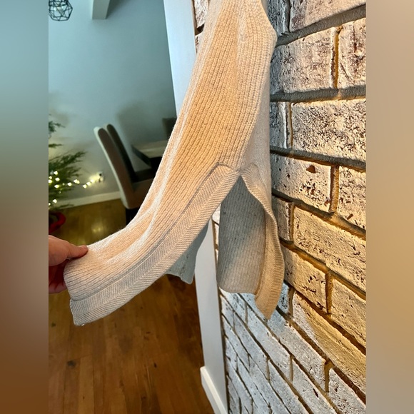 SOLD Wilfred free knit tank size xxs - Picture 2 of 2